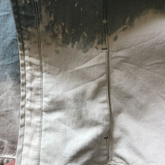 CHICO'S sz 2 Tie Dye Ombre Bleach Dyed Denim Jean Jacket Scruntchy Sleeve Cuffs - Picture 8 of 8